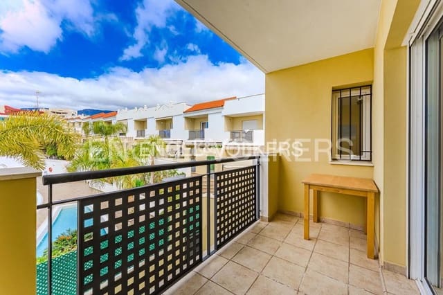 3 soveværelse Villa til salg i El Madroñal, Adeje med swimmingpool garage - € 650.000 (Ref: 8873324)