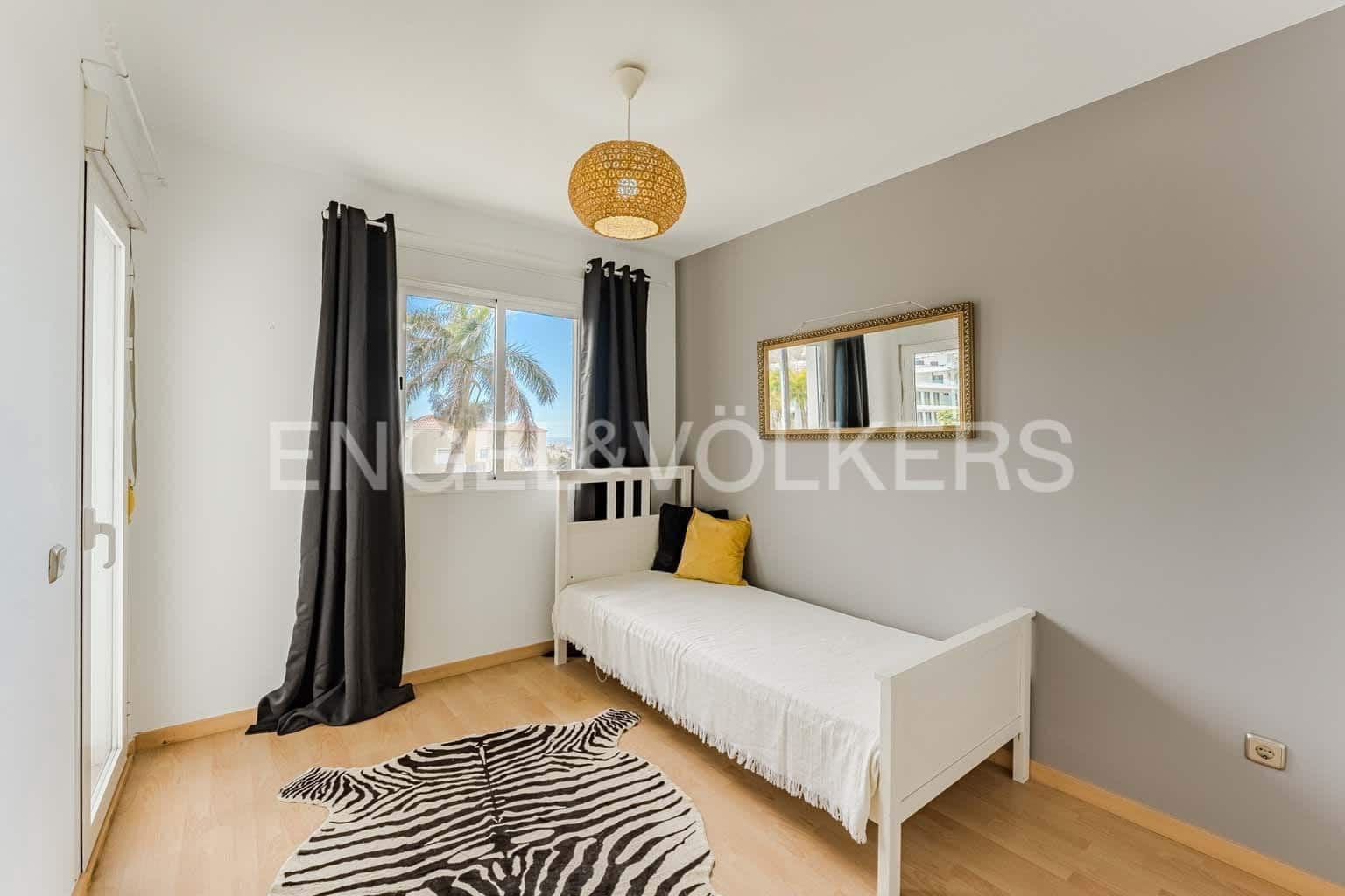 3 soverom Villa til salgs i El Madronal med svømmebasseng garasje - € 650 000 (Ref: 8873324)