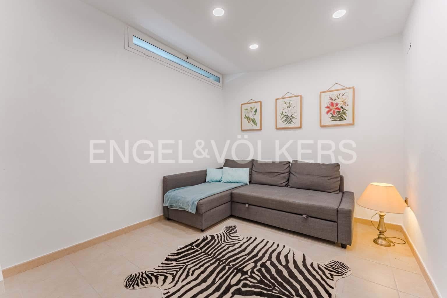 3 soverom Villa til salgs i El Madronal med svømmebasseng garasje - € 650 000 (Ref: 8873324)