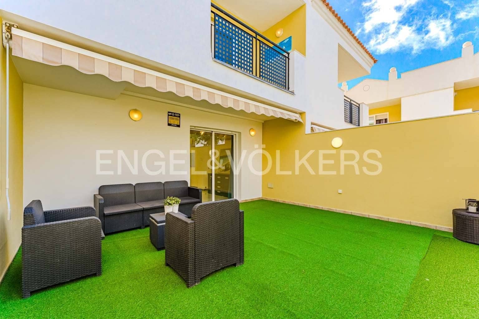 3 soverom Villa til salgs i El Madronal med svømmebasseng garasje - € 650 000 (Ref: 8873324)