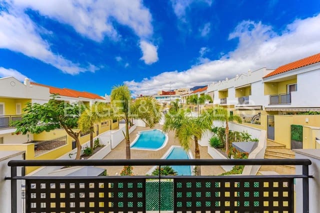 3 soverom Villa til salgs i El Madroñal, Adeje med svømmebasseng garasje - € 650 000 (Ref: 8873324)