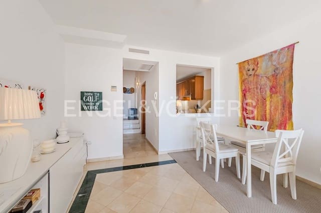 2 Zimmer Villa zu verkaufen in Costa Adeje, Adeje mit Pool - 595.000 € (Ref: 8873325)