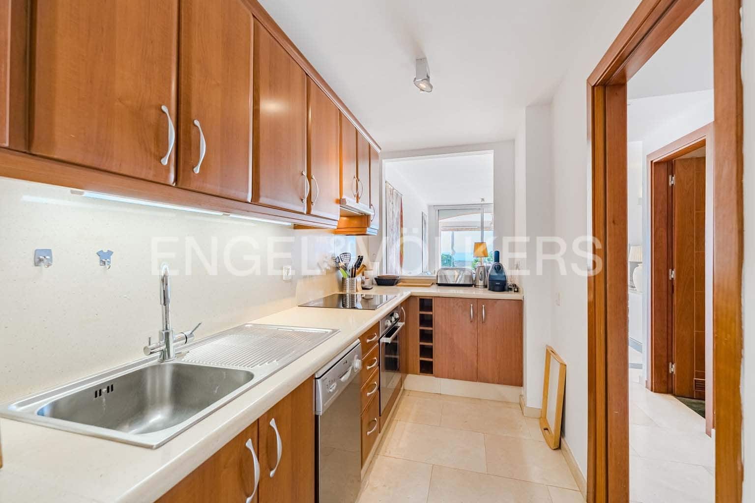 2 bedroom Villa for sale in Costa Adeje with pool - € 595,000 (Ref: 8873325)