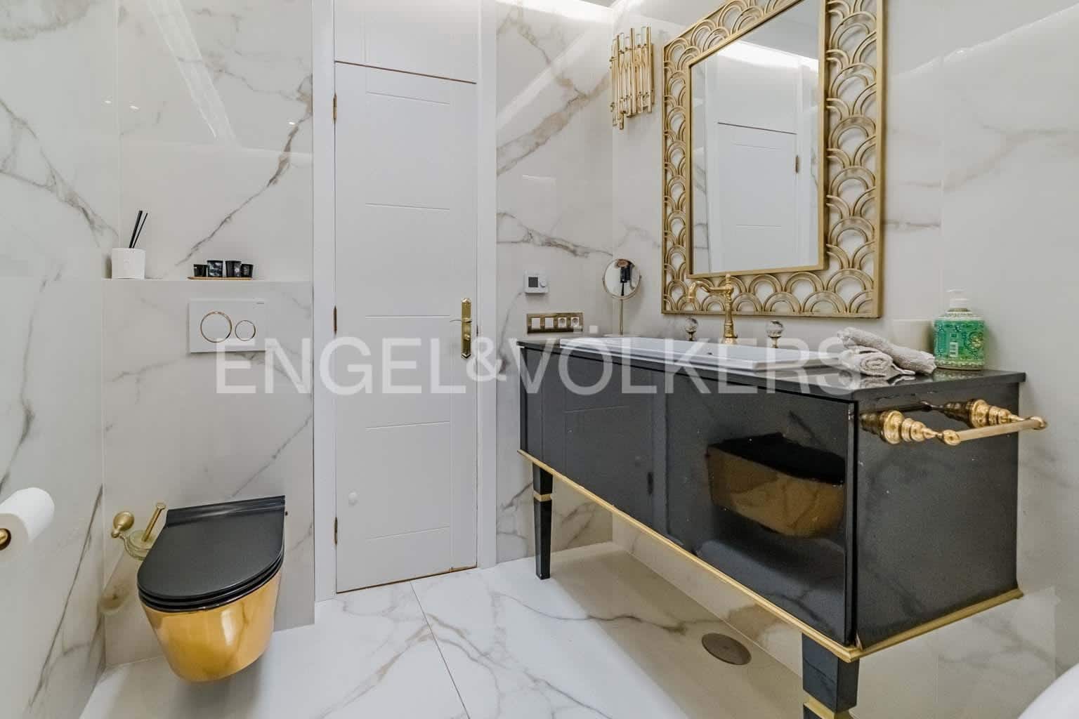 4 Zimmer Villa zu verkaufen in El Madronal mit Pool - 1.200.000 € (Ref: 8895458)