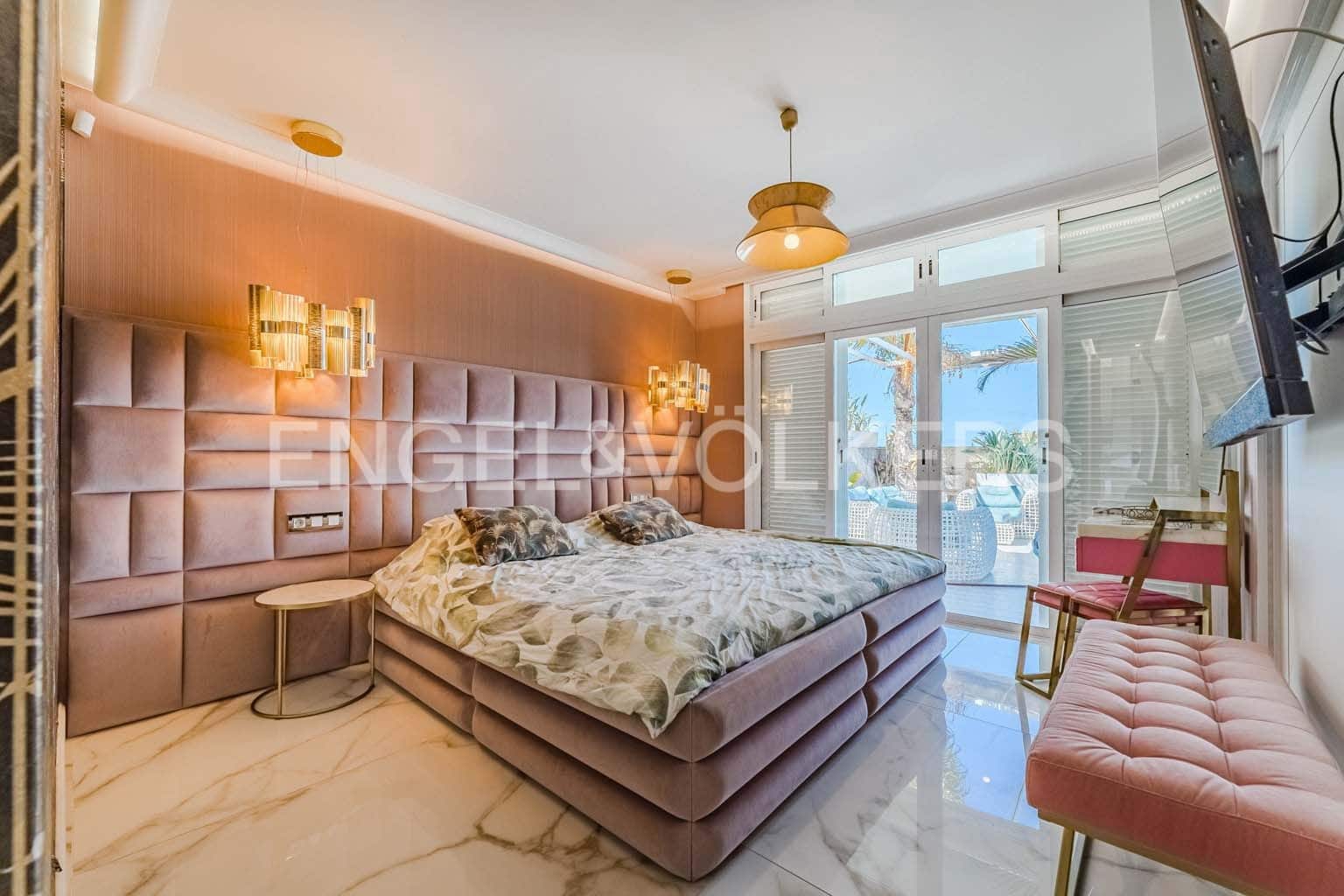 4 Zimmer Villa zu verkaufen in El Madronal mit Pool - 1.200.000 € (Ref: 8895458)