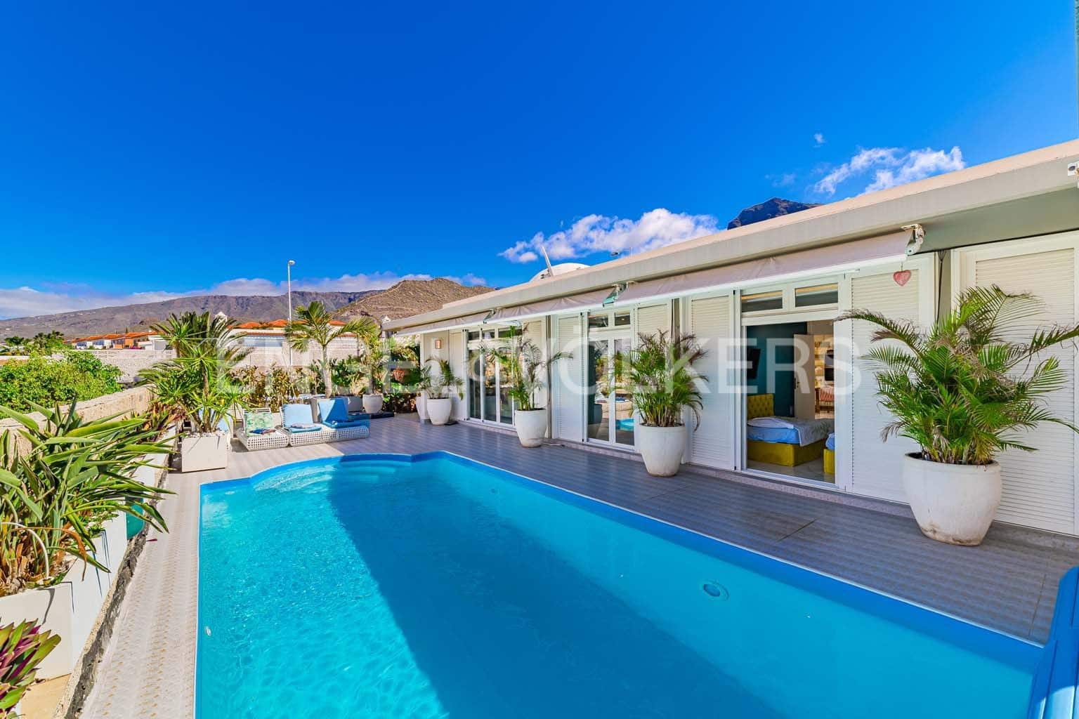 4 Zimmer Villa zu verkaufen in El Madronal mit Pool - 1.200.000 € (Ref: 8895458)