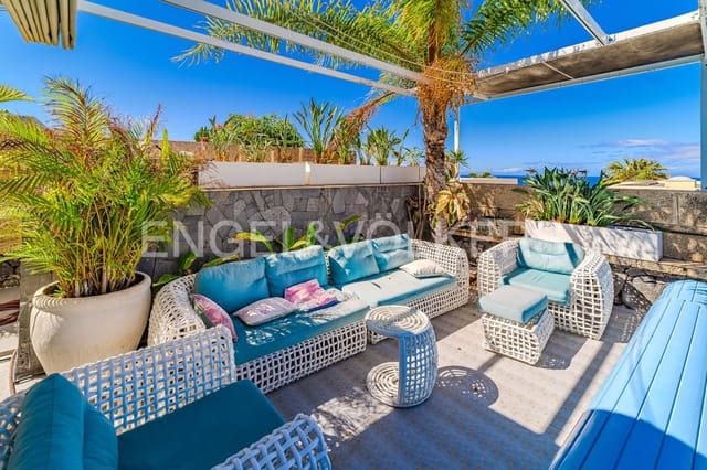 4 Zimmer Villa zu verkaufen in El Madroñal, Adeje mit Pool - 1.200.000 € (Ref: 8895458)