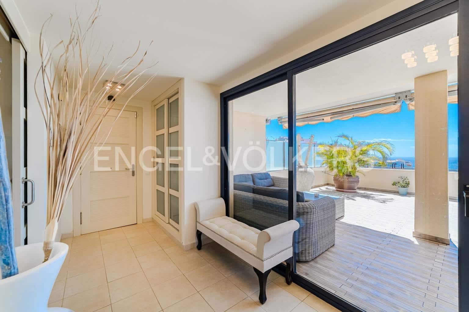 2 soverom Leilighet til salgs i Puerto Santiago med svømmebasseng - € 695 000 (Ref: 8904052)