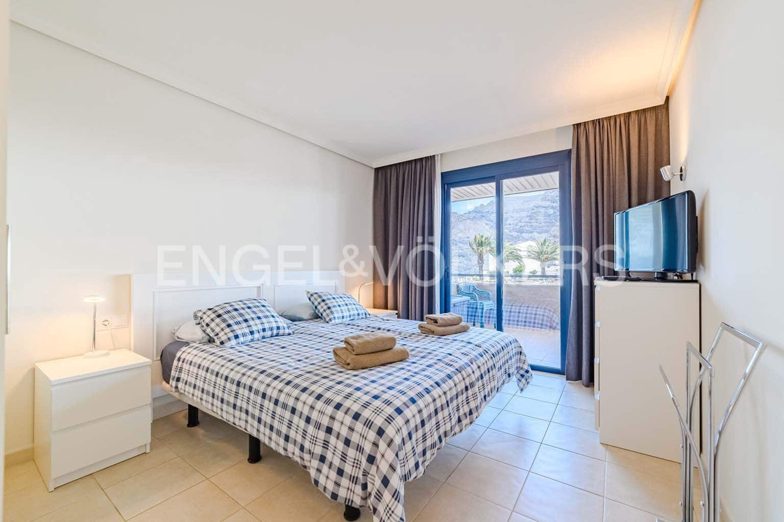 2 soverom Leilighet til salgs i Puerto Santiago med svømmebasseng - € 695 000 (Ref: 8904052)