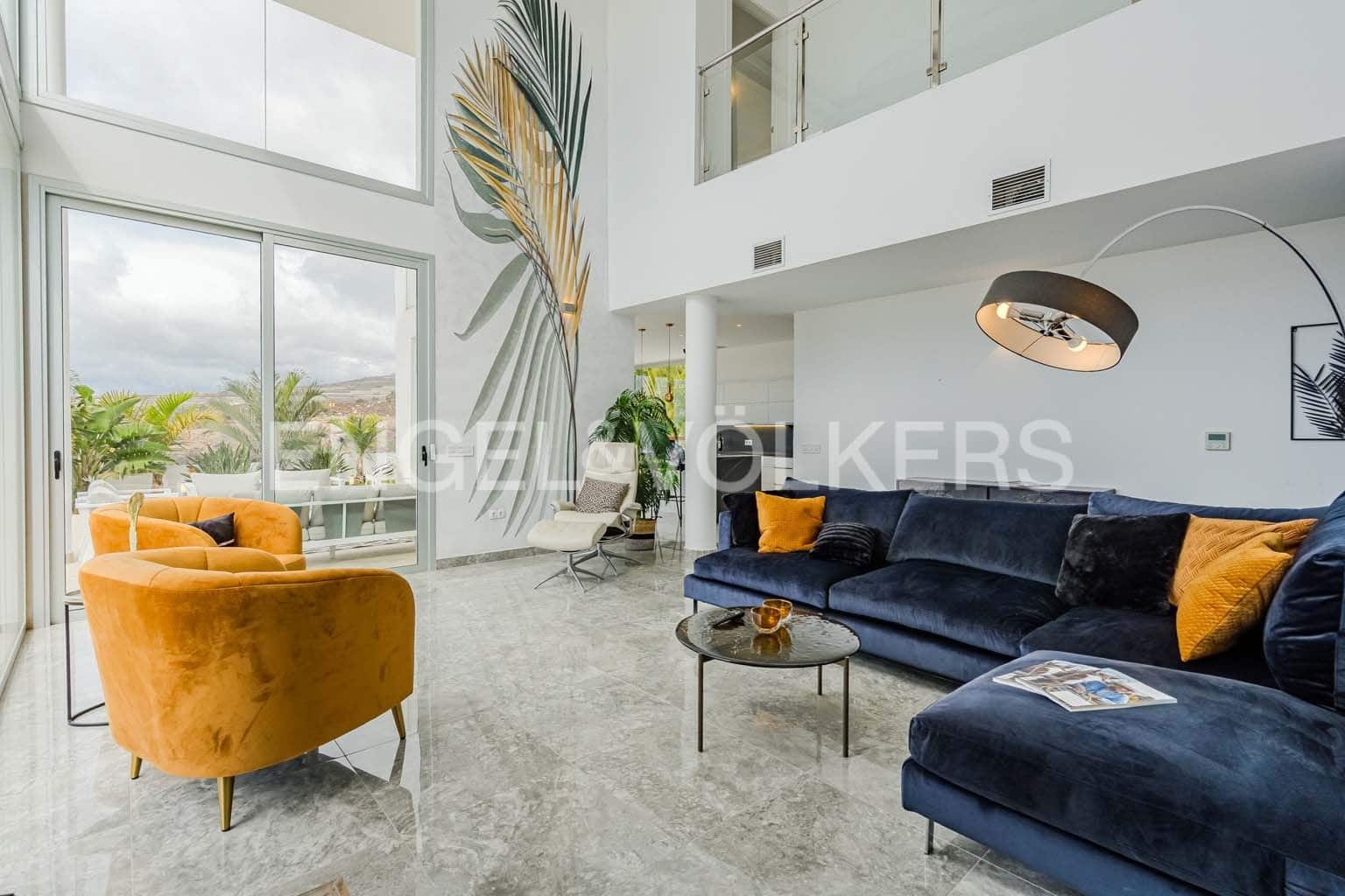 4 soveværelse Villa til salg i Playa Paraiso med swimmingpool - € 2.490.000 (Ref: 8956469)