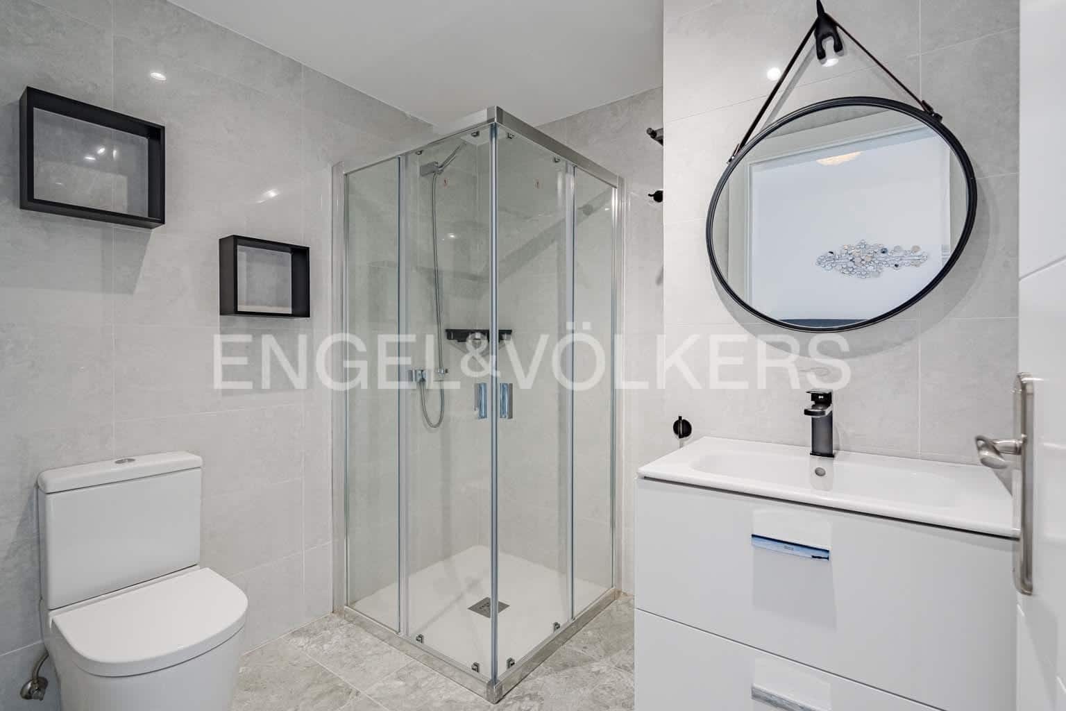 4 soveværelse Villa til salg i Playa Paraiso med swimmingpool - € 2.490.000 (Ref: 8956469)