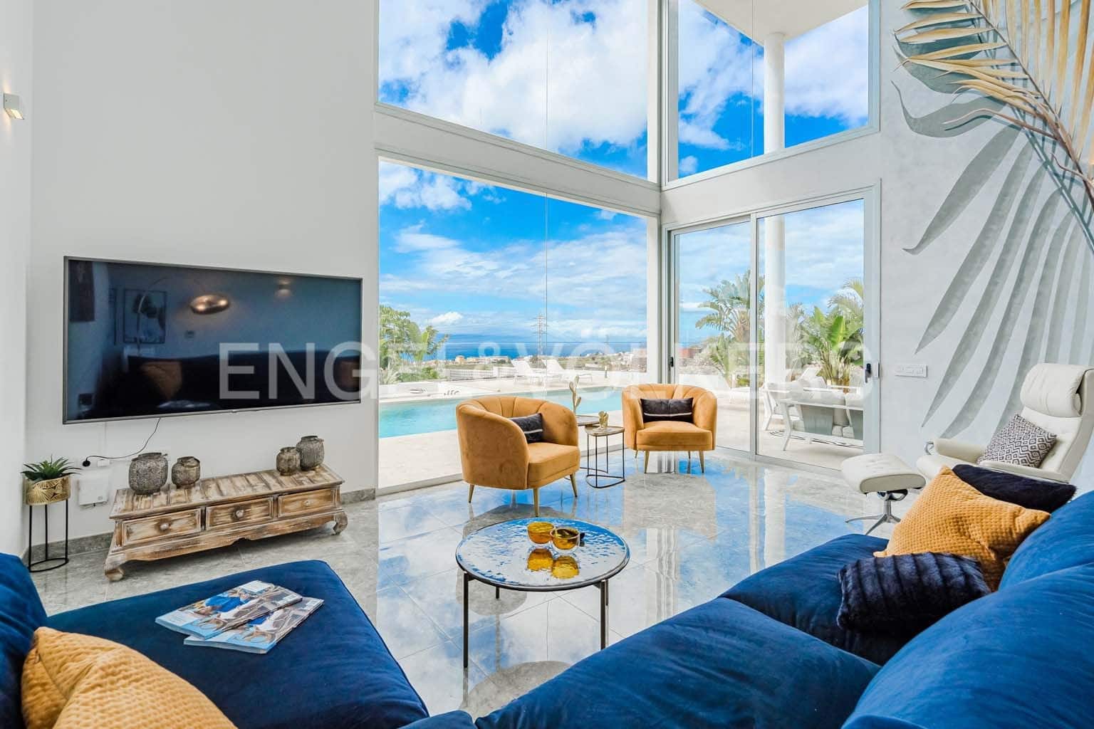 4 soveværelse Villa til salg i Playa Paraiso med swimmingpool - € 2.490.000 (Ref: 8956469)