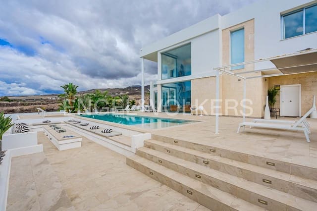 4 sypialnia Willa na sprzedaż w Playa Paraiso, Adeje z basenem - 2 490 000 € (Ref: 8956469)