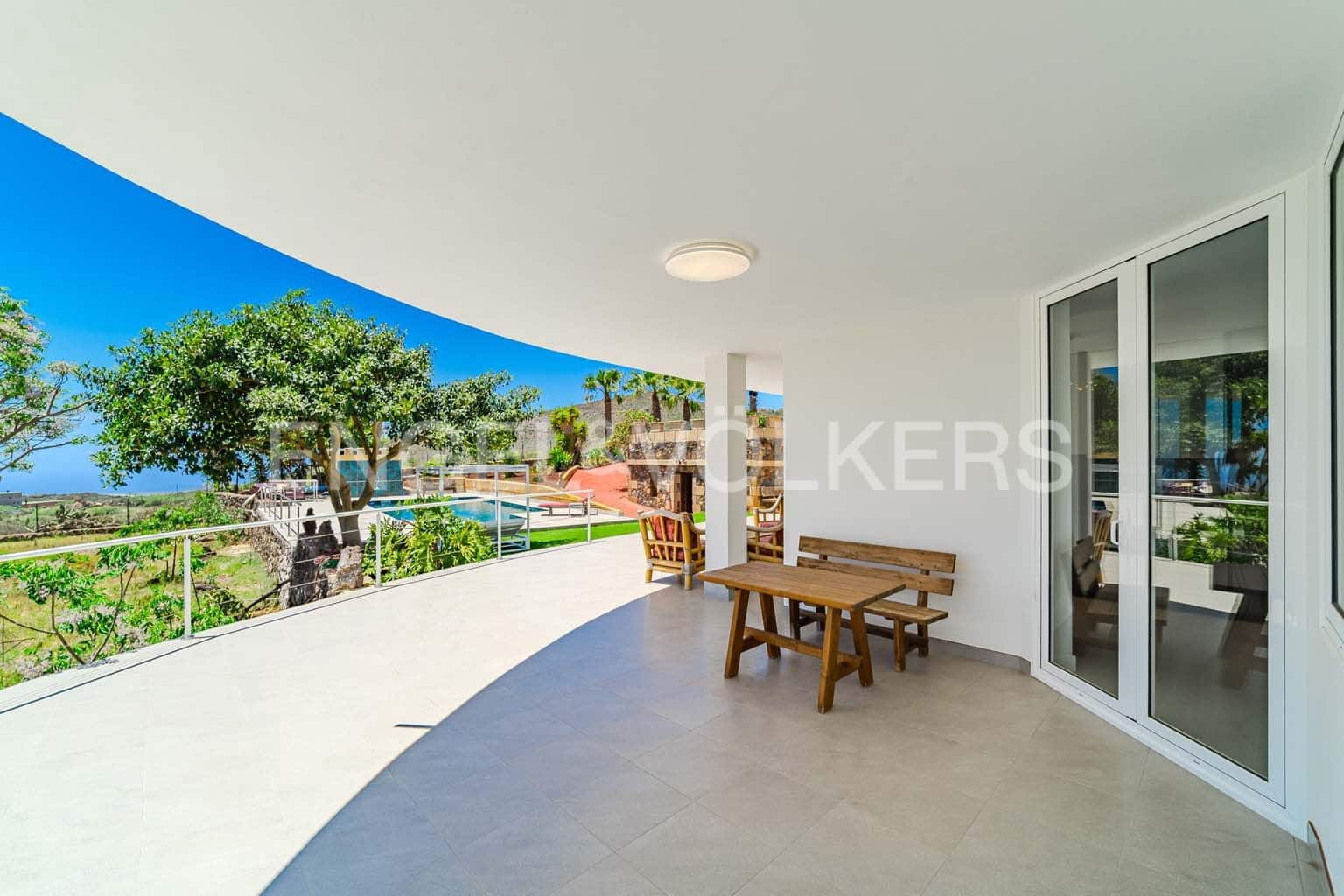 5 soverom Villa til salgs i San Miguel de Abona med svømmebasseng garasje - € 1 800 000 (Ref: 8968830)