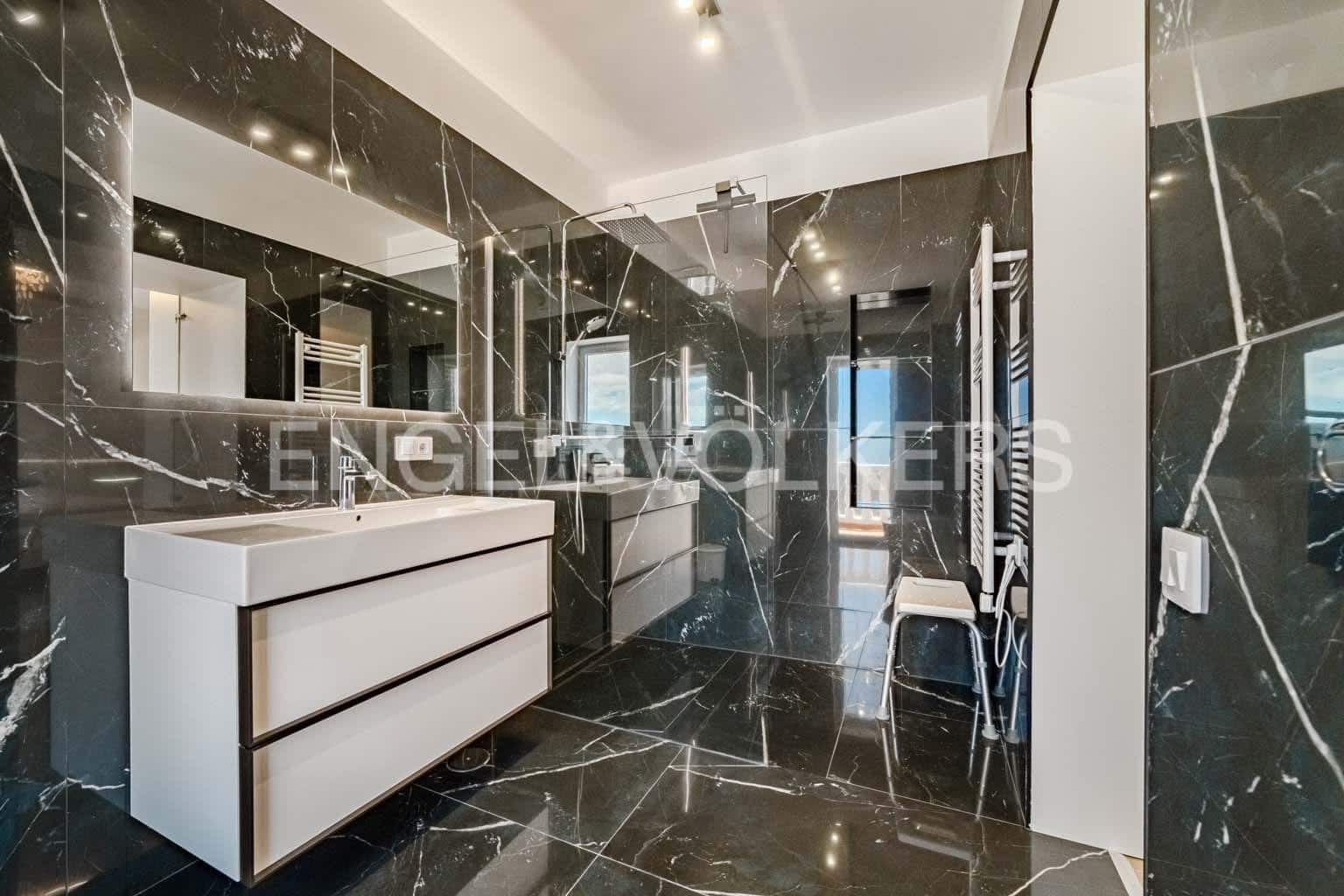 5 soverom Villa til salgs i San Miguel de Abona med svømmebasseng garasje - € 1 800 000 (Ref: 8968830)