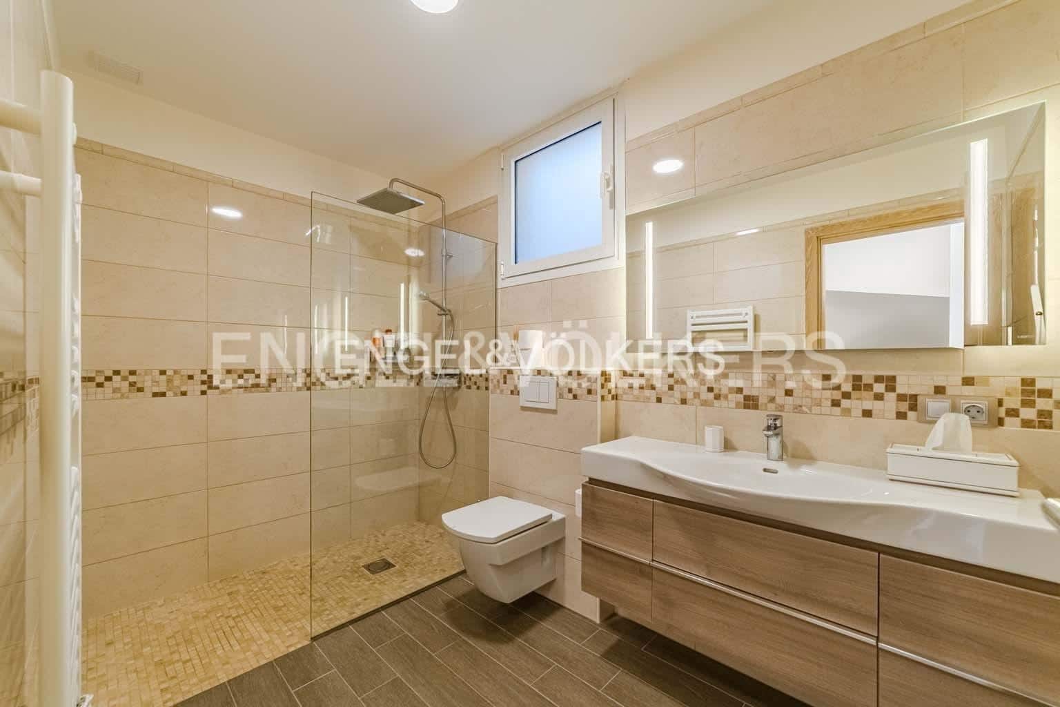 4 sypialnia Willa na sprzedaż w Costa Adeje z basenem garażem - 4 700 000 € (Ref: 8982854)