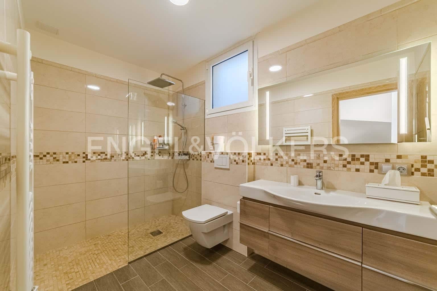 4 soveværelse Villa til salg i Costa Adeje med swimmingpool garage - € 3.900.000 (Ref: 8982854)