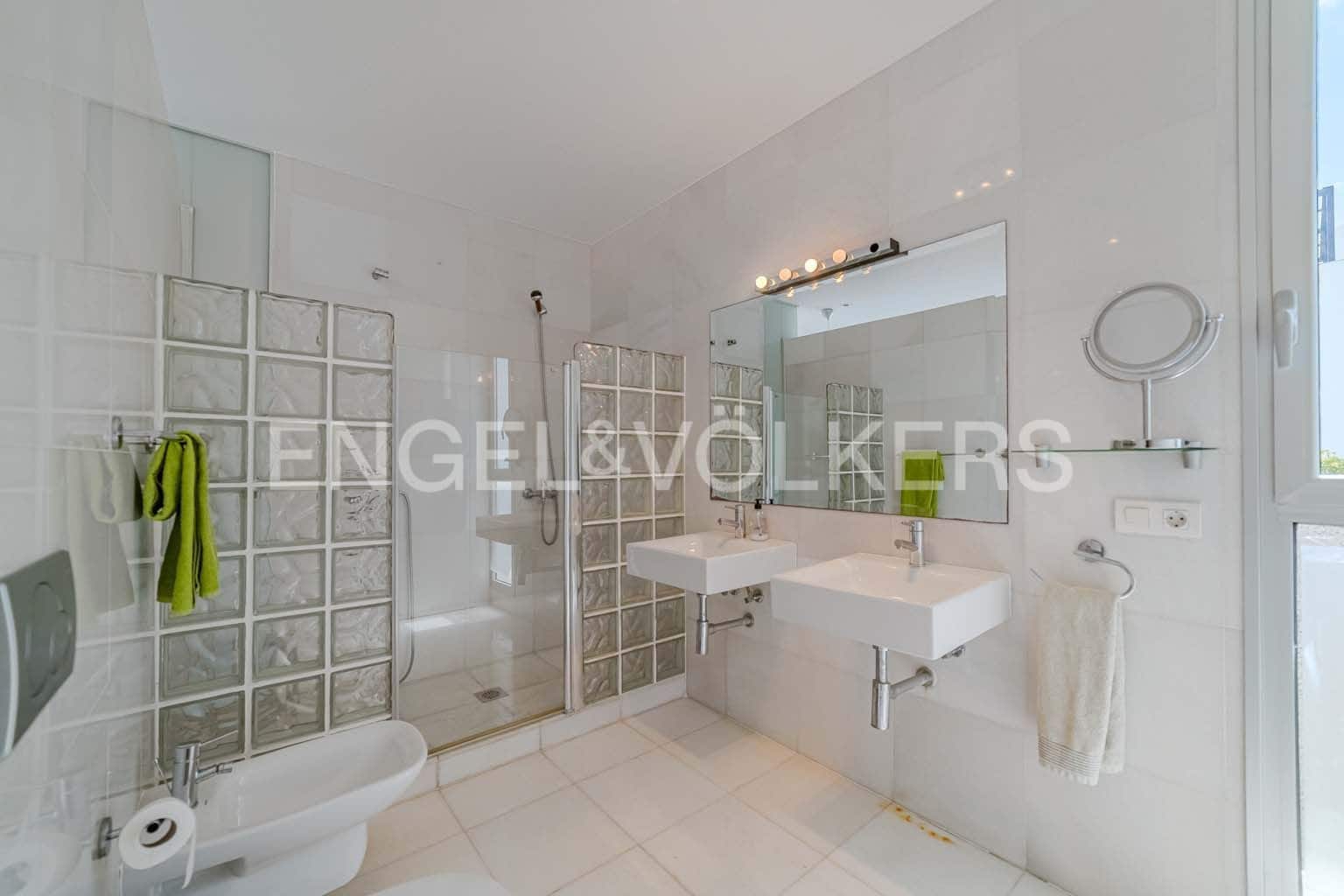 5 Zimmer Villa zu verkaufen in Costa Adeje mit Pool Garage - 2.930.000 € (Ref: 8986414)