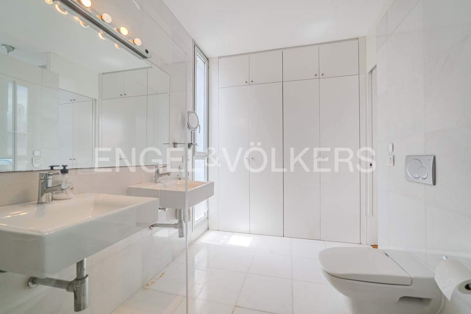 5 Zimmer Villa zu verkaufen in Costa Adeje mit Pool Garage - 2.930.000 € (Ref: 8986414)