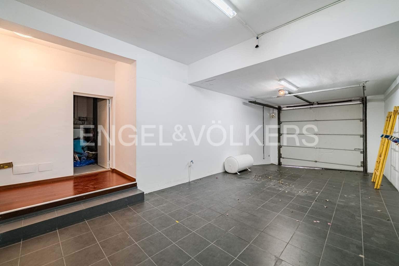 5 Zimmer Villa zu verkaufen in Costa Adeje mit Pool Garage - 2.930.000 € (Ref: 8986414)