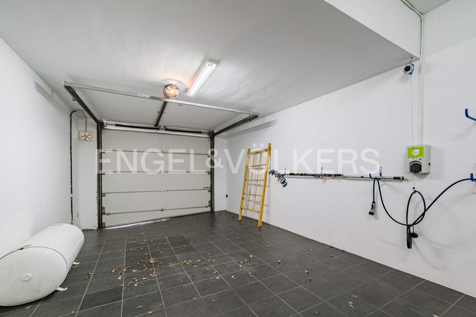 5 Zimmer Villa zu verkaufen in Costa Adeje mit Pool Garage - 2.930.000 € (Ref: 8986414)