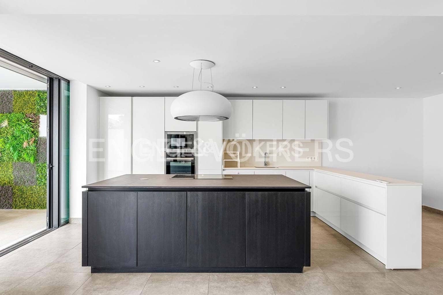 3 Zimmer Villa zu verkaufen in Costa del Silencio mit Pool Garage - 895.000 € (Ref: 9018694)