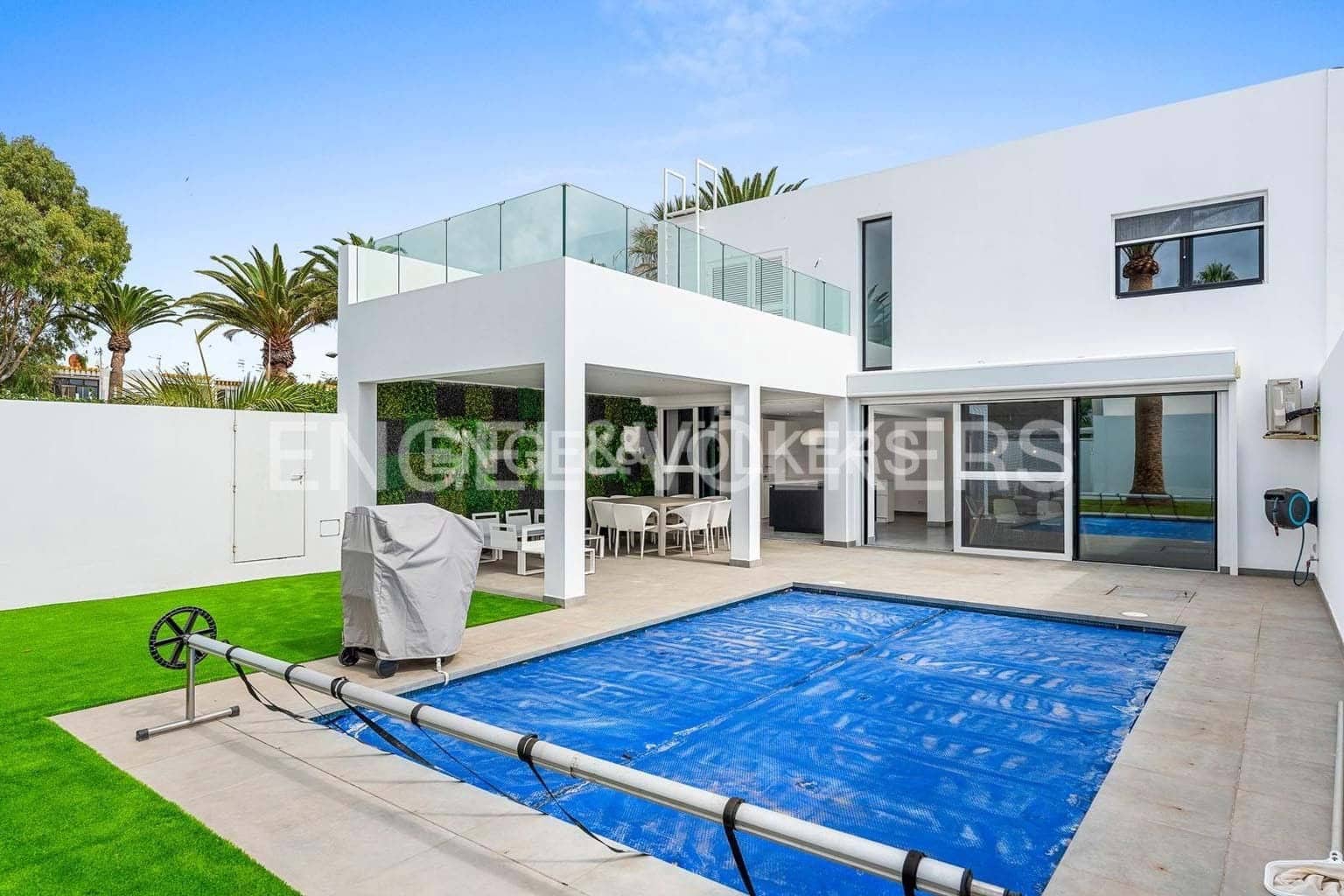 3 Zimmer Villa zu verkaufen in Costa del Silencio mit Pool Garage - 895.000 € (Ref: 9018694)