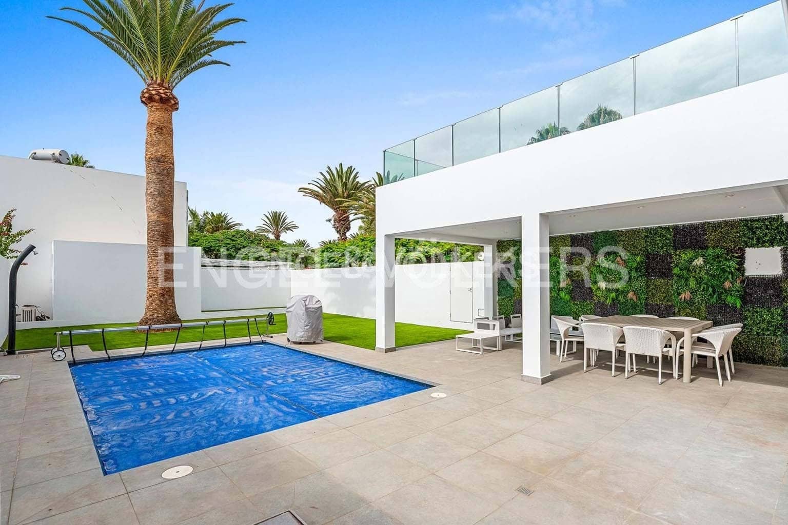 3 Zimmer Villa zu verkaufen in Costa del Silencio mit Pool Garage - 895.000 € (Ref: 9018694)