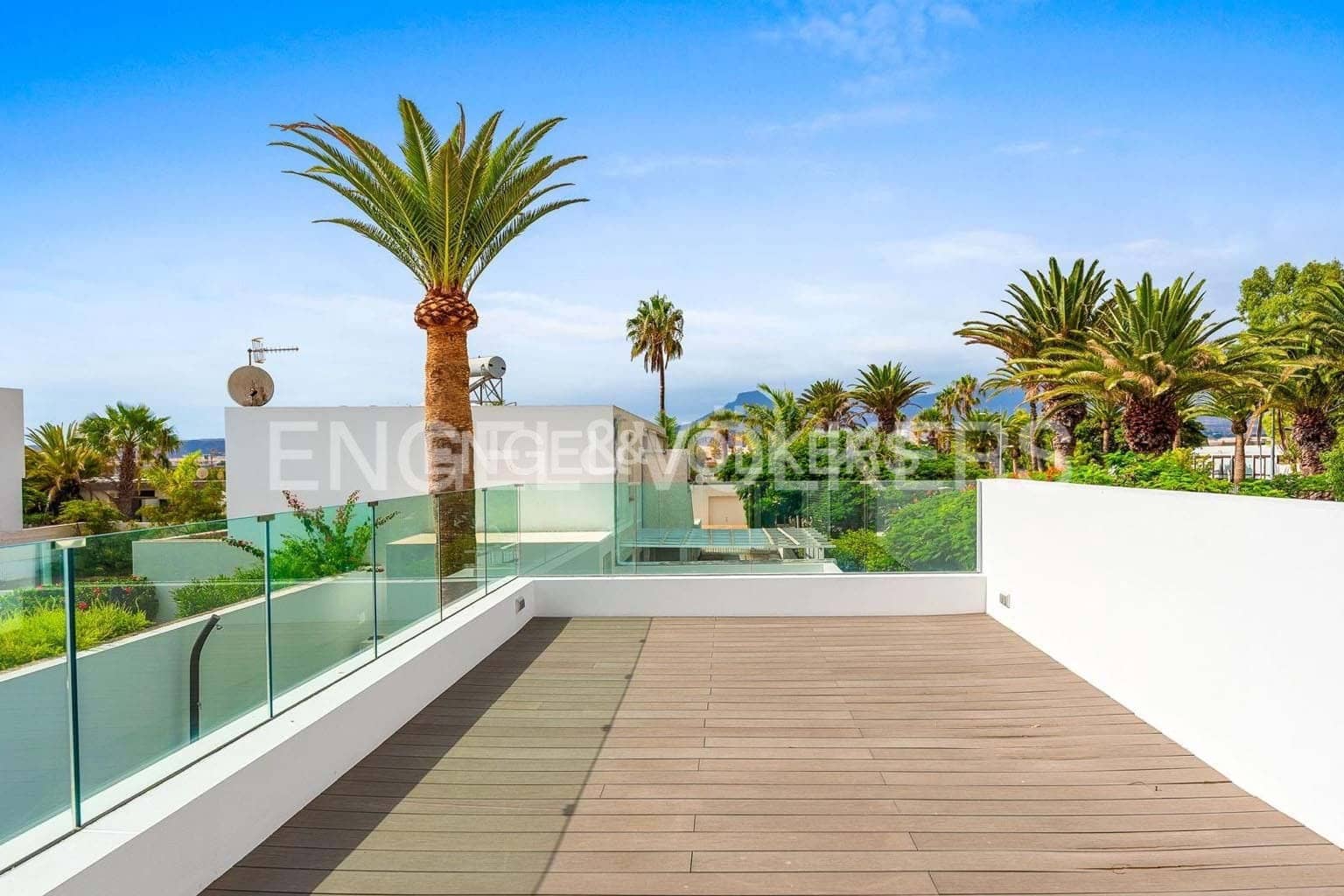 3 Zimmer Villa zu verkaufen in Costa del Silencio mit Pool Garage - 895.000 € (Ref: 9018694)