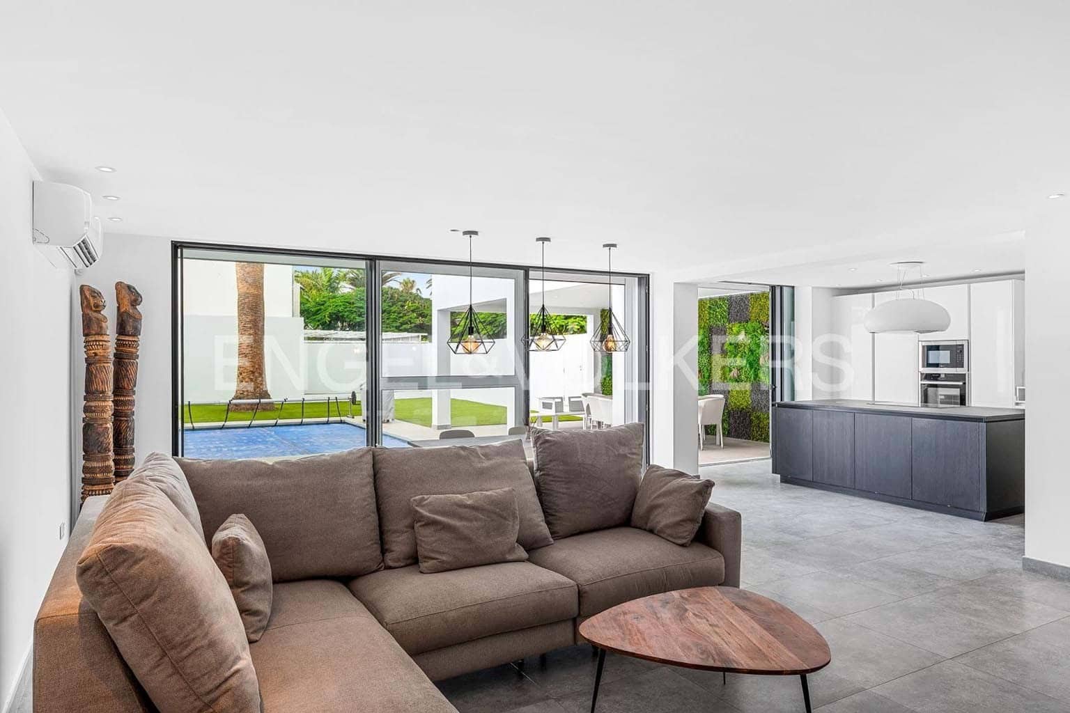 3 sovrum Villa till salu i Costa del Silencio med pool garage - 895 000 € (Ref: 9018694)