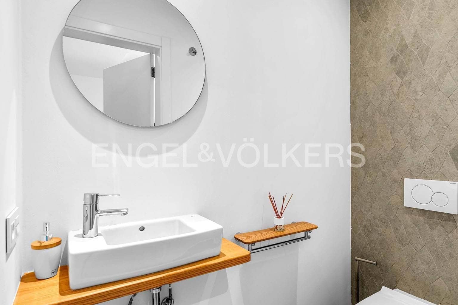 3 sovrum Villa till salu i Costa del Silencio med pool garage - 895 000 € (Ref: 9018694)