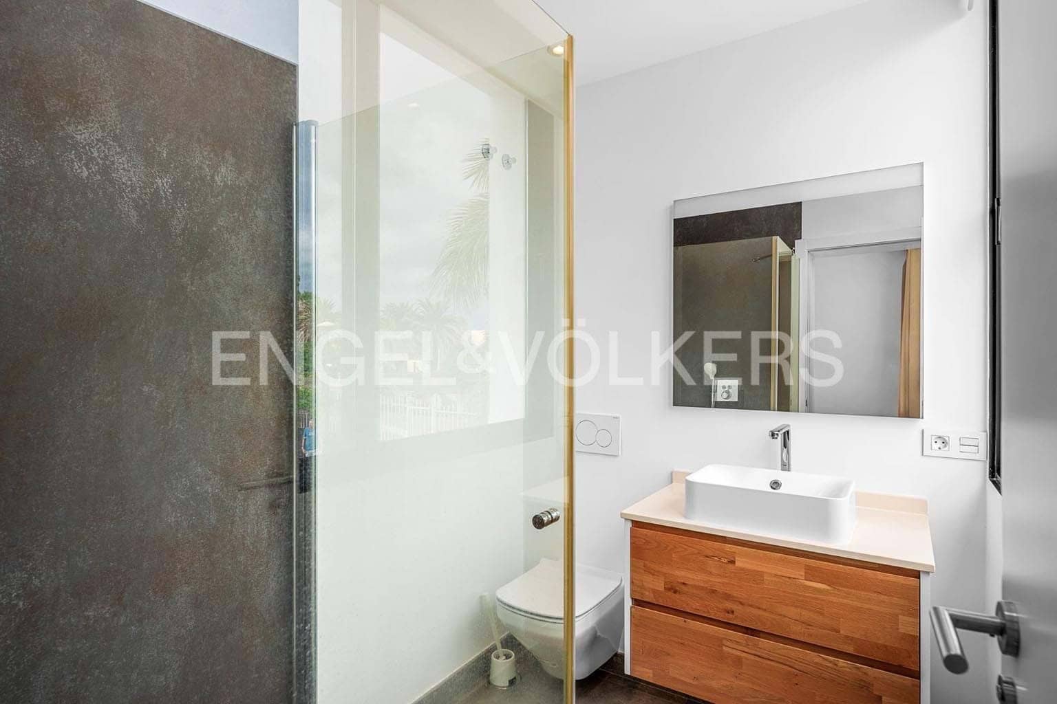 3 sovrum Villa till salu i Costa del Silencio med pool garage - 895 000 € (Ref: 9018694)