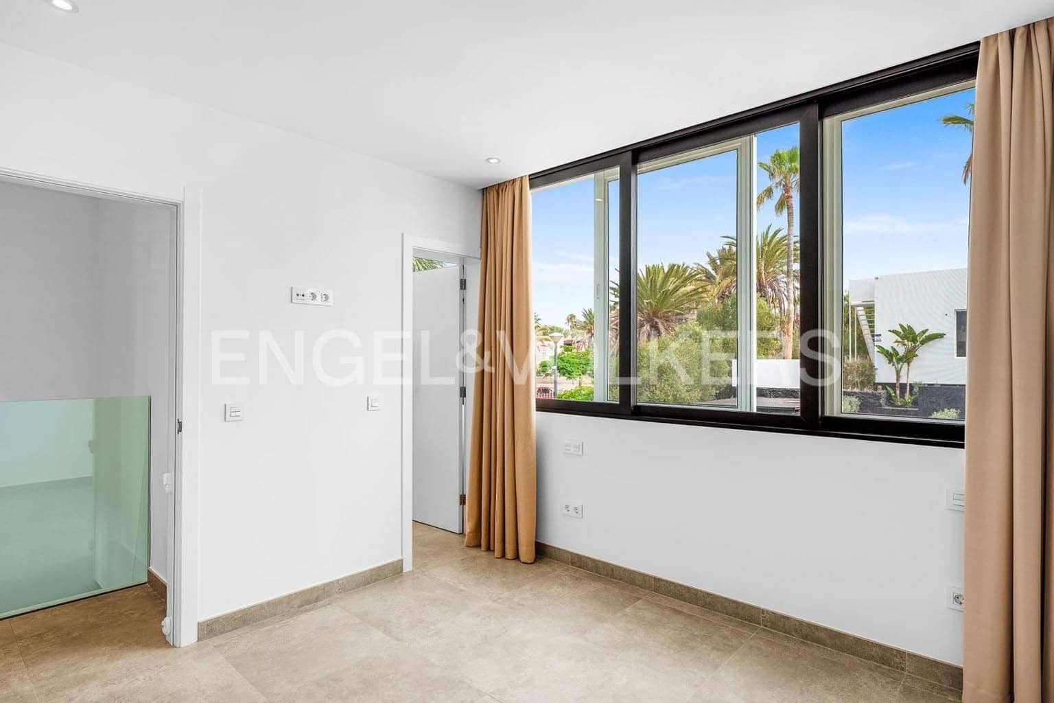 3 sovrum Villa till salu i Costa del Silencio med pool garage - 895 000 € (Ref: 9018694)