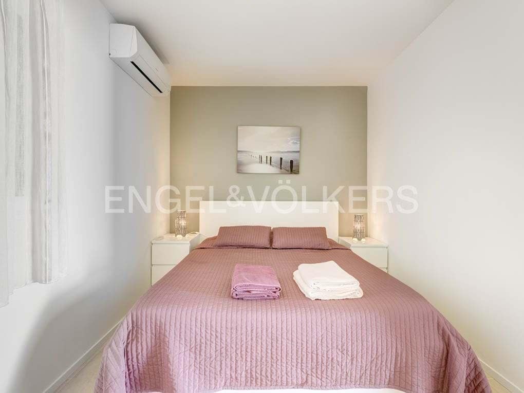 5 soverom Villa til salgs i Palm-Mar med svømmebasseng - € 1 200 000 (Ref: 9018695)