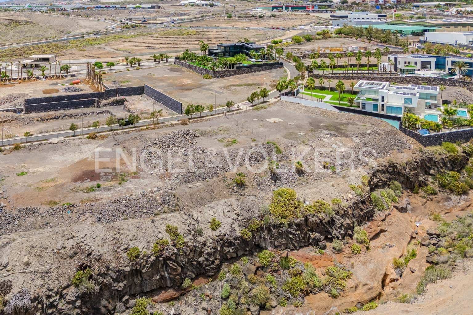 Terreno Não Urbanizado para venda em Costa Adeje - 2 300 000 € (Ref: 9047161)