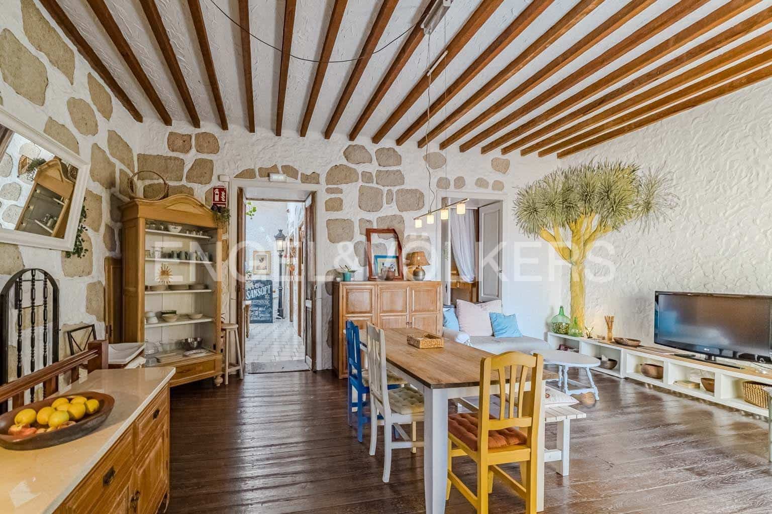 4 soveværelse Villa til salg i San Miguel de Abona - € 490.000 (Ref: 9109809)