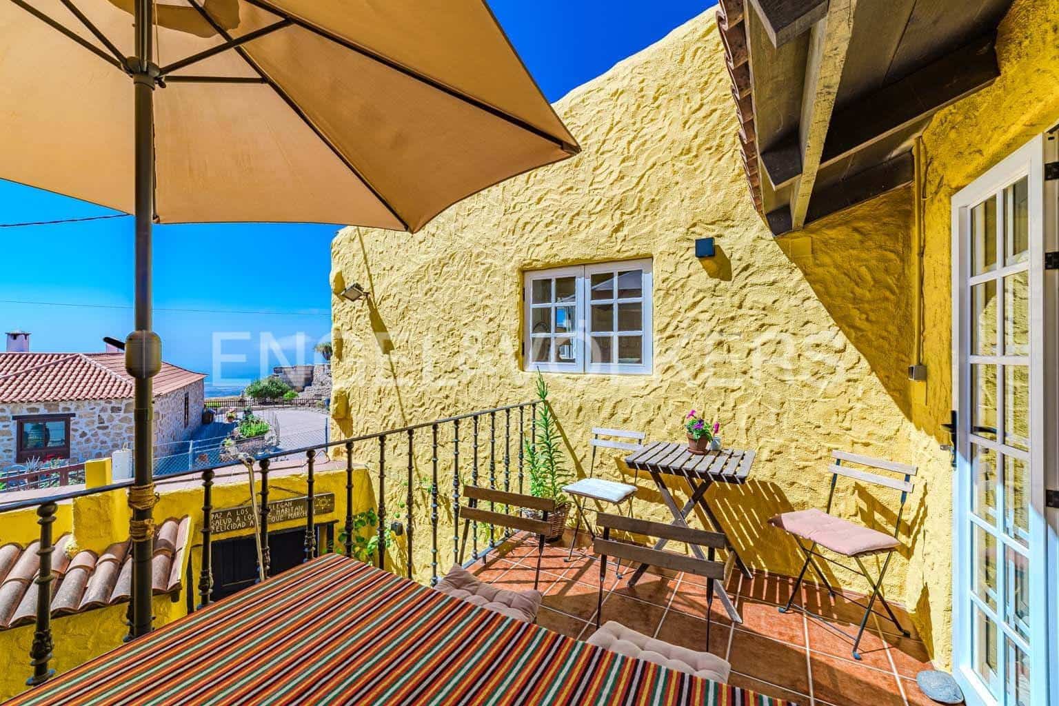 4 soveværelse Villa til salg i San Miguel de Abona - € 490.000 (Ref: 9109809)