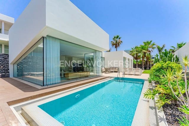 3 soveværelse Villa til salg i Guía de Isora med swimmingpool garage - € 1.490.000 (Ref: 9123859)