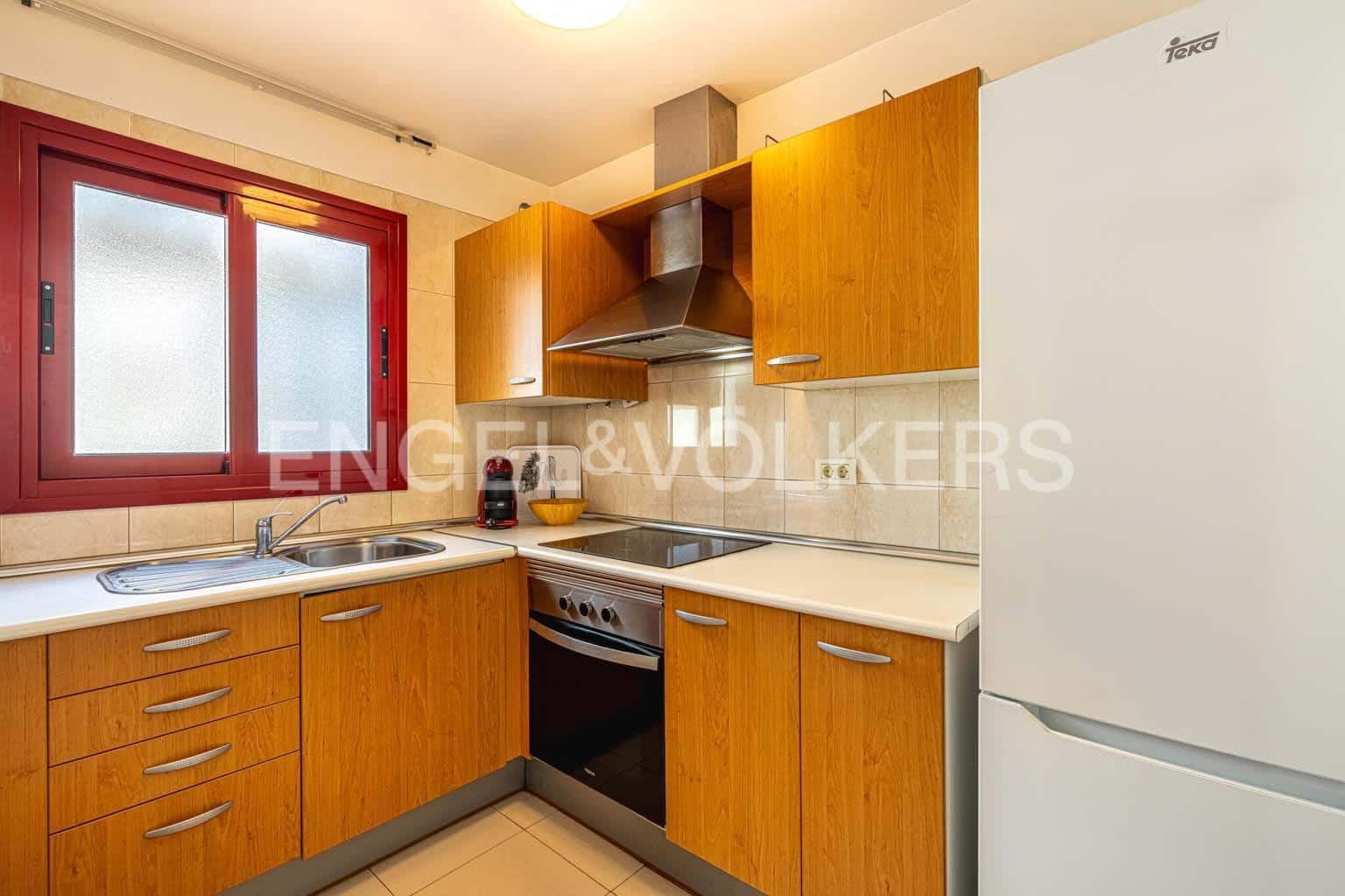 2 soveværelse Lejlighed til salg i Palm-Mar med swimmingpool - € 385.000 (Ref: 9136228)