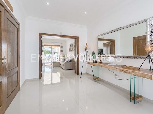 4 soverom Villa til salgs i Costa Adeje, Adeje med svømmebasseng garasje - € 4 590 000 (Ref: 9136695)