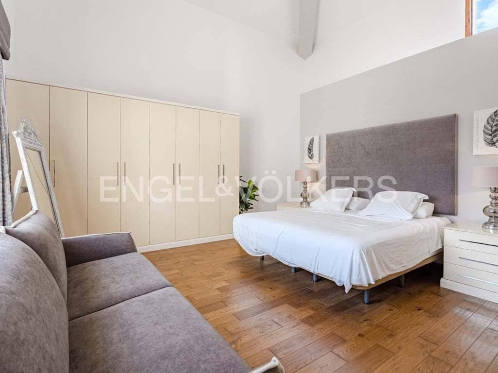 4 makuuhuone Huvila myytävänä paikassa Costa Adeje mukana uima-altaan 
autotalli - 4 590 000 € (Ref: 9136695)