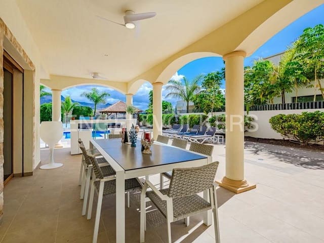 4 camera da letto Villa in vendita in Costa Adeje, Adeje con piscina garage - 4.590.000 € (Rif: 9136695)