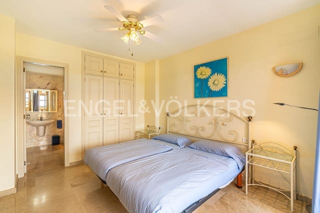 2 quarto Apartamento para venda em Palm-Mar, Arona com piscina - 450 000 € (Ref: 9138800)