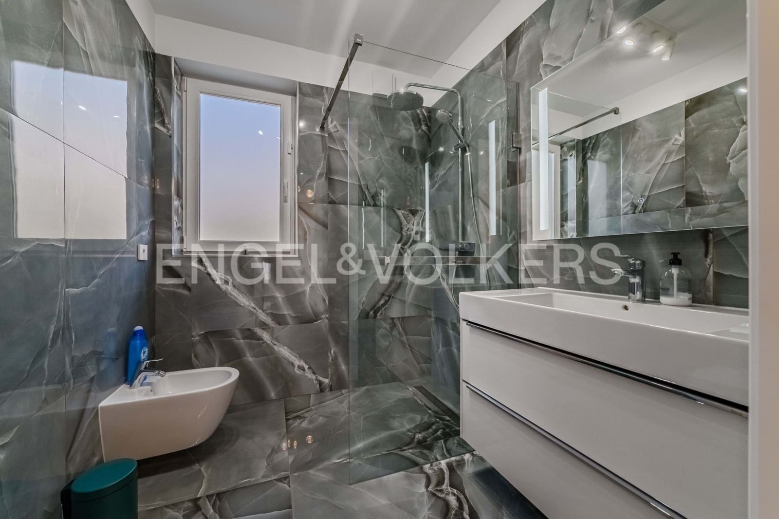 4 bedroom Villa for sale in Costa Adeje with pool - € 2,350,000 (Ref: 9138801)