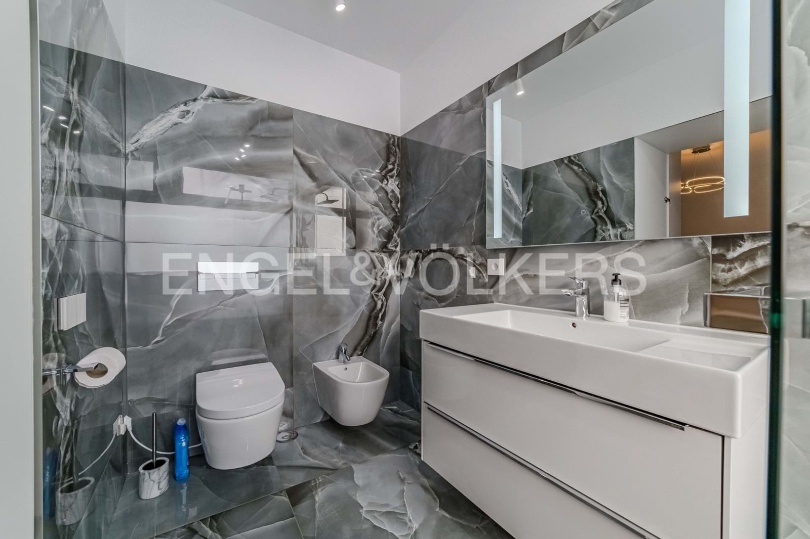 4 bedroom Villa for sale in Costa Adeje with pool - € 2,350,000 (Ref: 9138801)