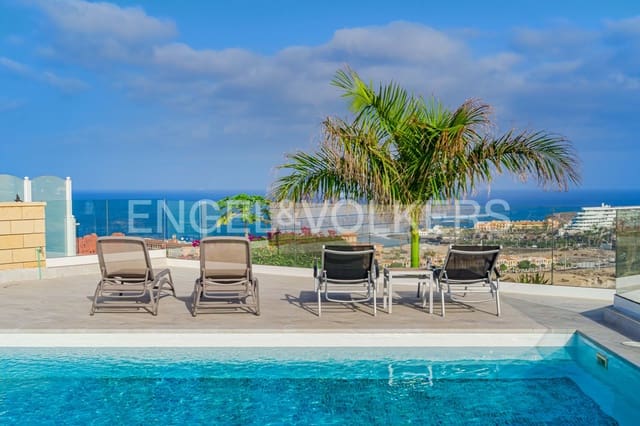 4 sypialnia Willa na sprzedaż w Costa Adeje, Adeje z basenem - 2 350 000 € (Ref: 9138801)