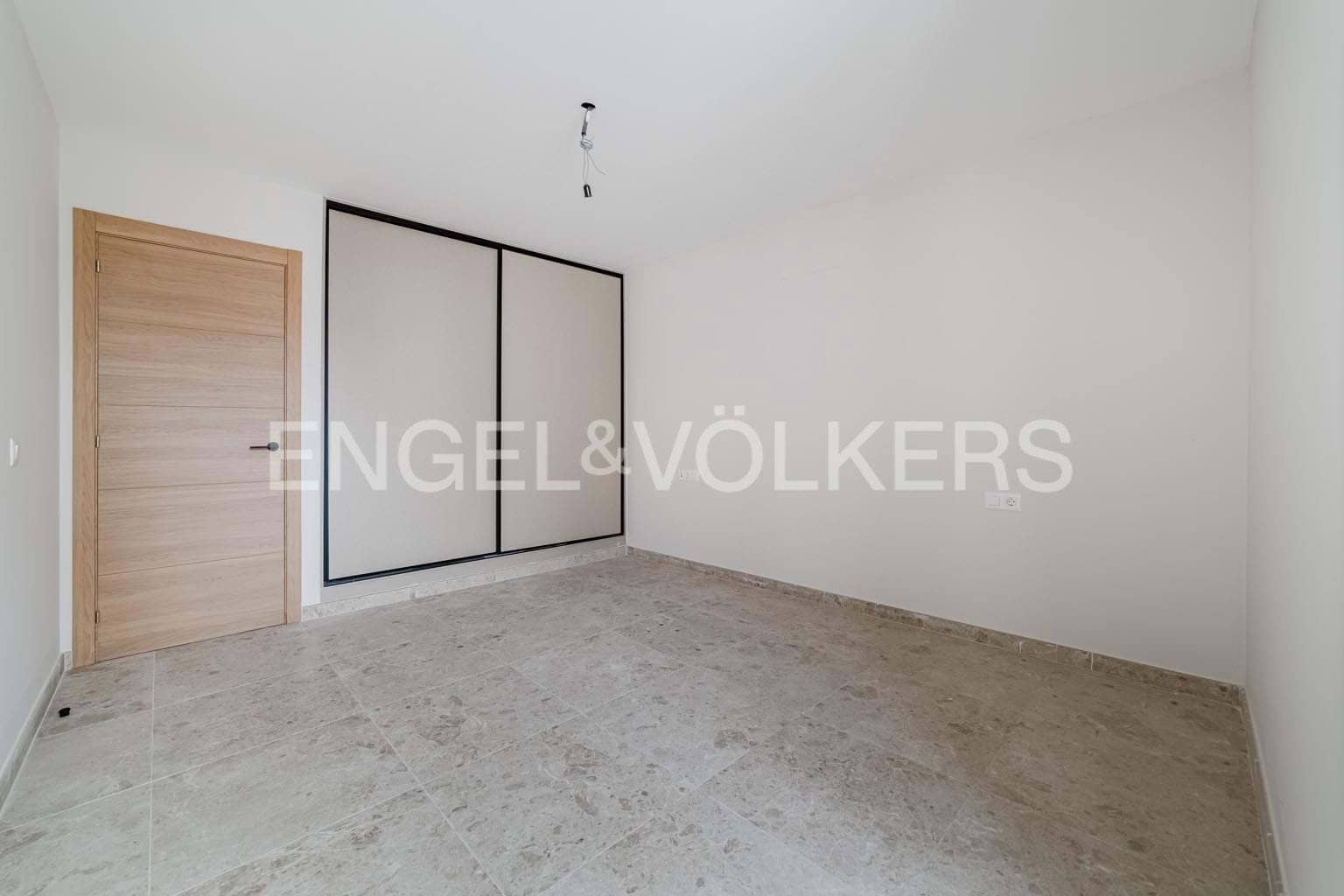 2 soveværelse Lejlighed til salg i Playa San Juan - € 312.000 (Ref: 9147593)