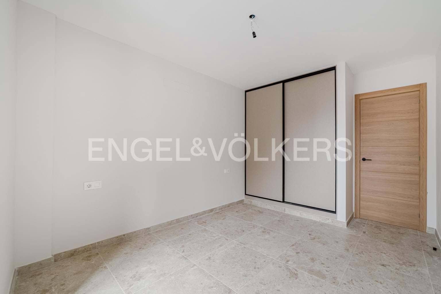 2 soveværelse Lejlighed til salg i Playa San Juan - € 312.000 (Ref: 9147593)