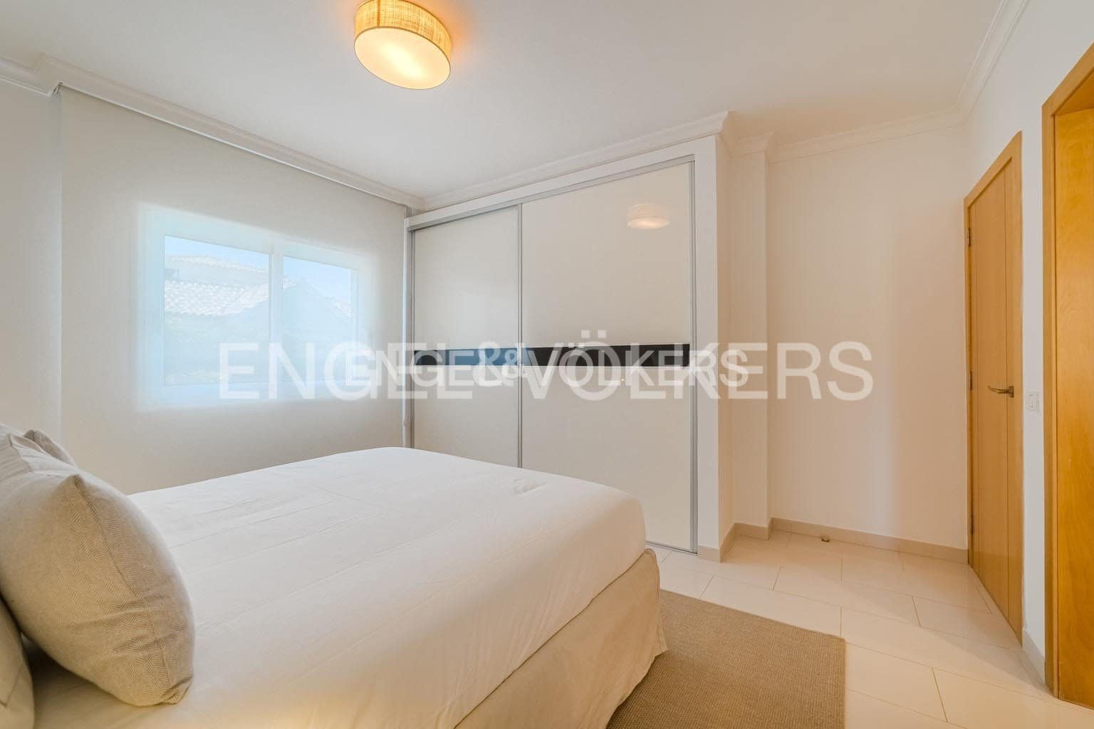 5 bedroom Villa for sale in Costa Adeje with pool garage - € 3,300,000 (Ref: 9162808)