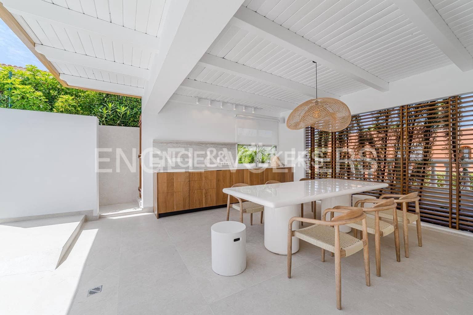 5 bedroom Villa for sale in Costa Adeje with pool garage - € 3,300,000 (Ref: 9162808)